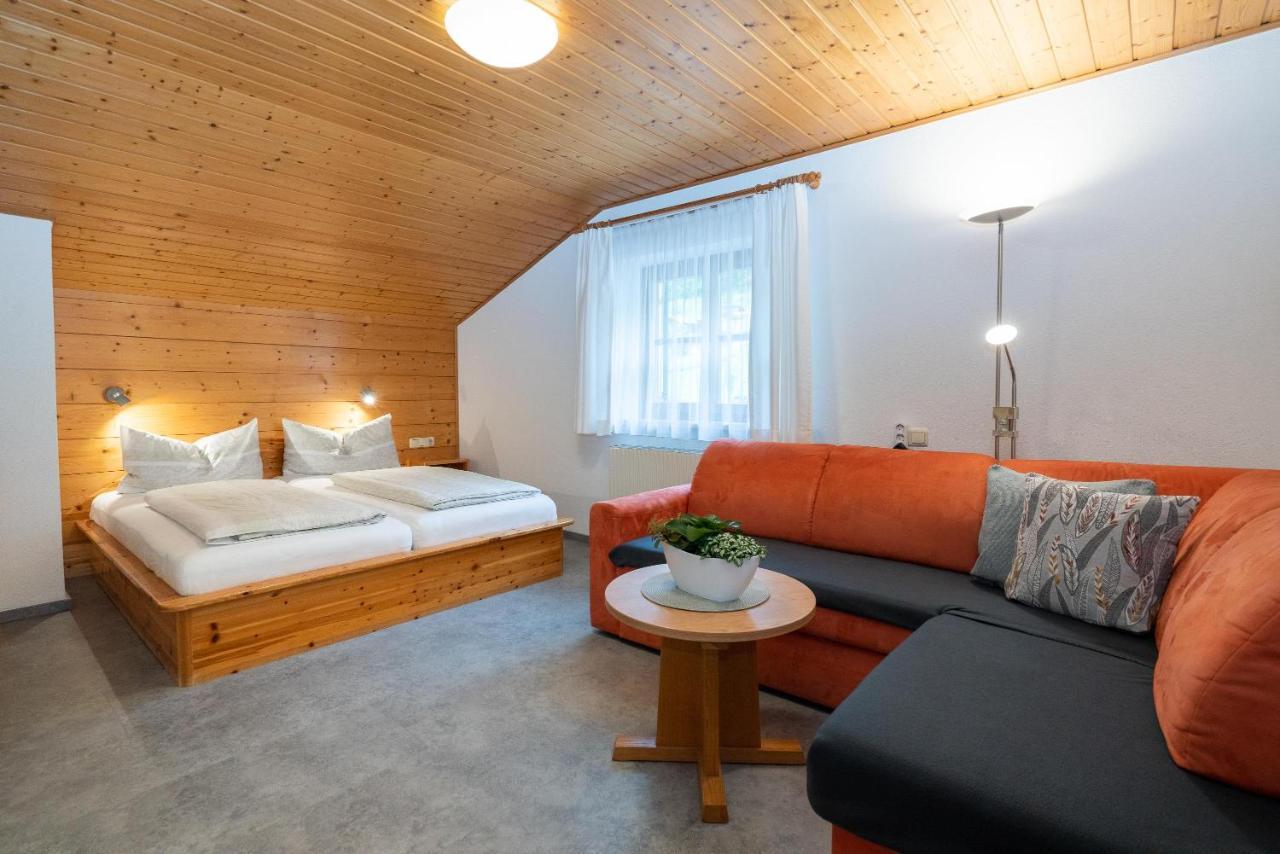 Gaestehaus Fitsch - Ferienwohnung In Silbertal Exteriér fotografie