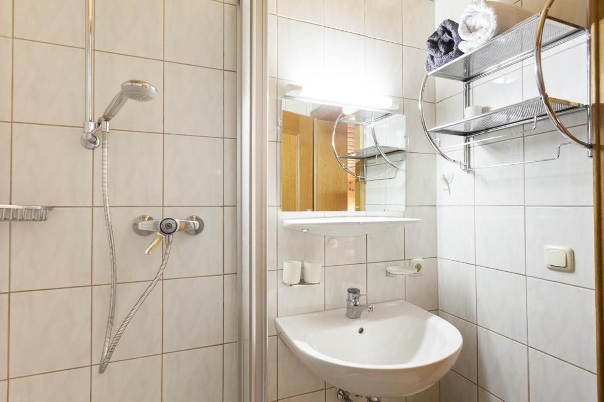Gaestehaus Fitsch - Ferienwohnung In Silbertal Exteriér fotografie